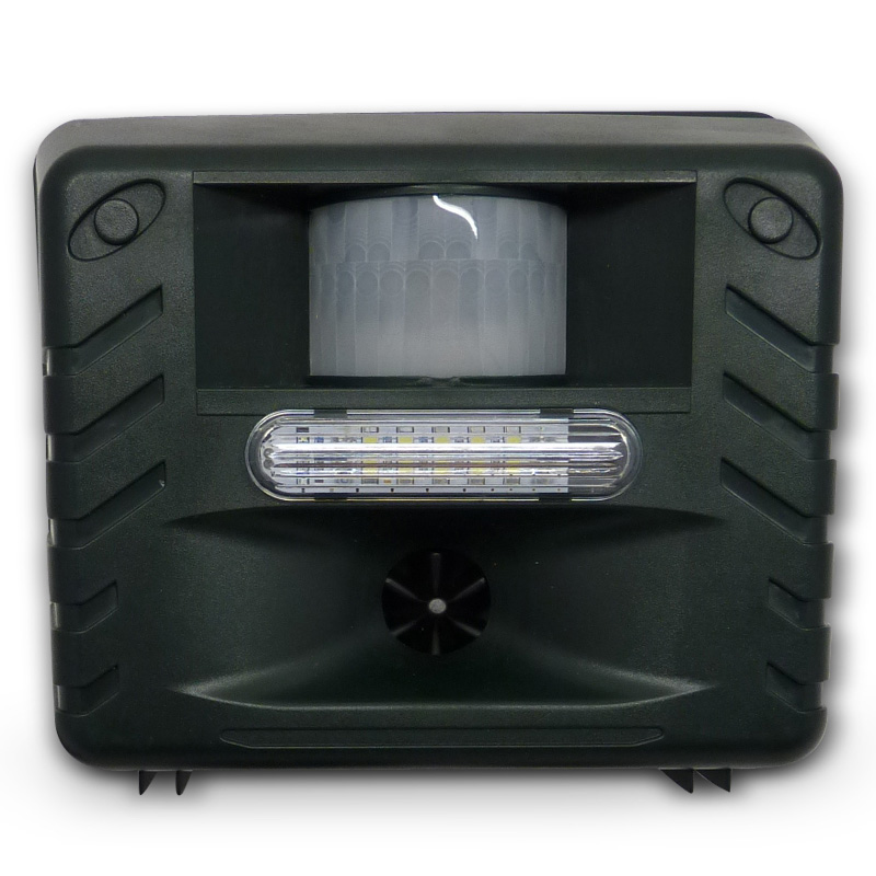 Dier- en vogelverjager met licht, geluid of ultrasoon Dier- en vogelverjager met licht, geluid of ultrasoon